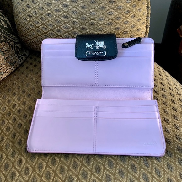 Coach Wallet - Picture 3 of 5